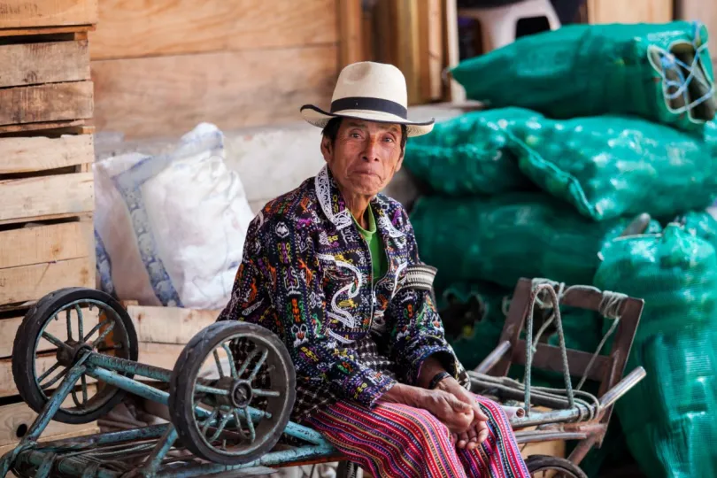 Rondreis Guatemala lokale man