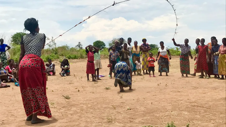 Locals zijn aan het touwtje springen Malawi